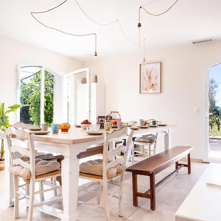 Bastide 13 Couchages - Padel - Juillet-aout A La Semaine - Domaine De La Louve Holiday home Cotignac