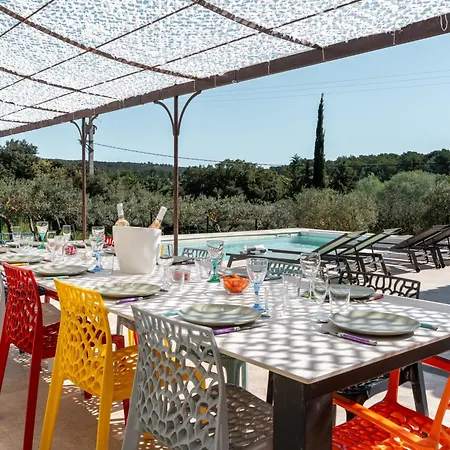 Bastide 13 Couchages - Padel - Juillet-aout A La Semaine - Domaine De La Louve Holiday home *