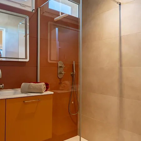 Bastide 13 Couchages - Padel - Juillet-aout A La Semaine - Domaine De La Louve Holiday home *